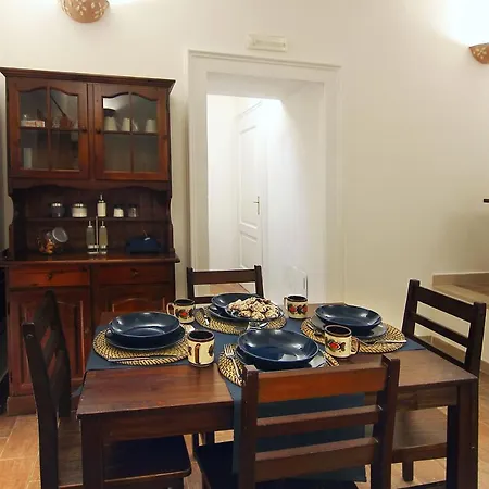 - Via Casalnuovo Collection 3*