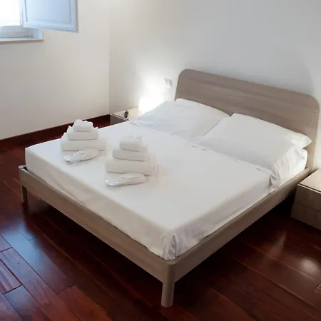 - Via Casalnuovo Collection 3* Matera