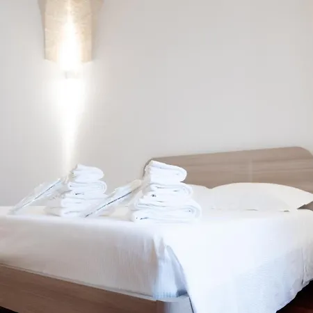 - Via Casalnuovo Collection 3*