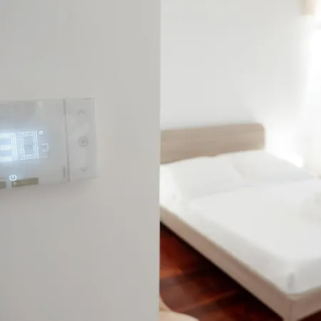 - Via Casalnuovo Collection 3*