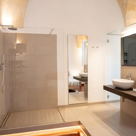 - Via Casalnuovo Collection Matera