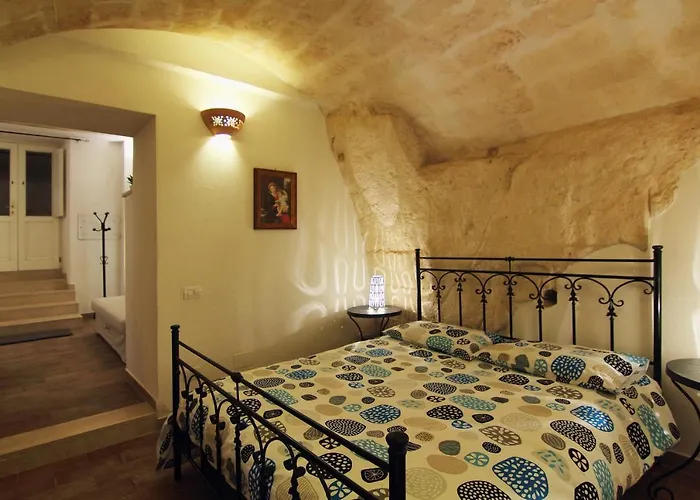 - Via Casalnuovo Collection Matera