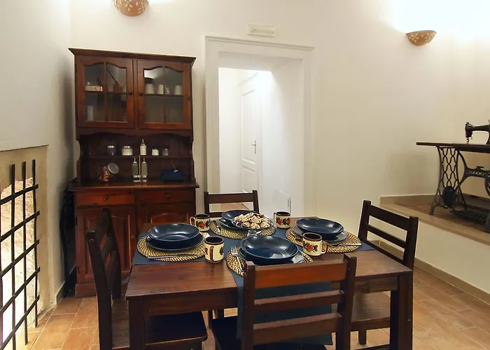 - Via Casalnuovo Collection 3*