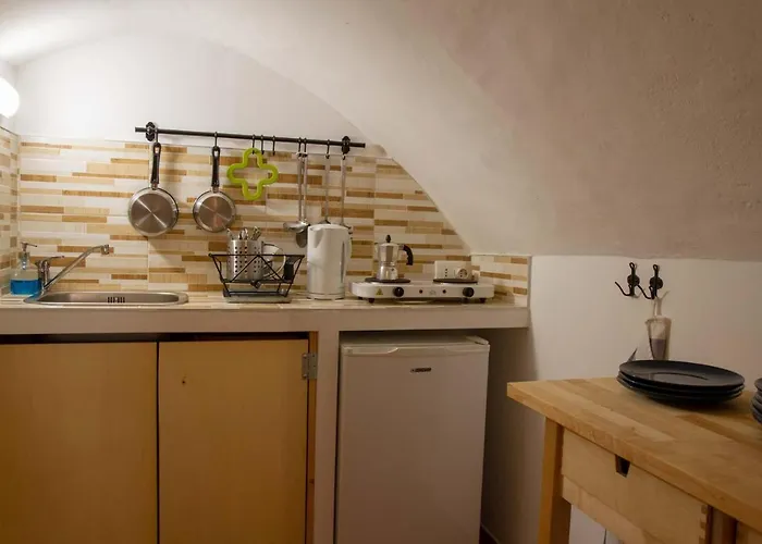 Gasthof - Via Casalnuovo Collection 3*