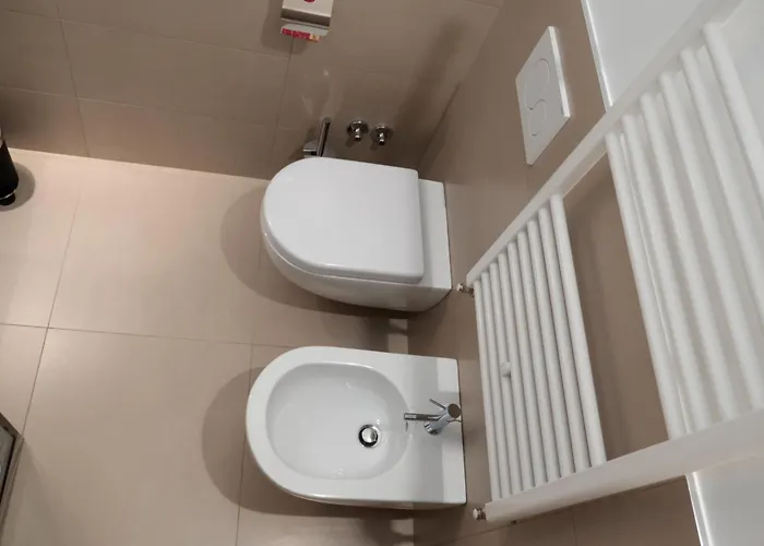 - Via Casalnuovo Collection 3*